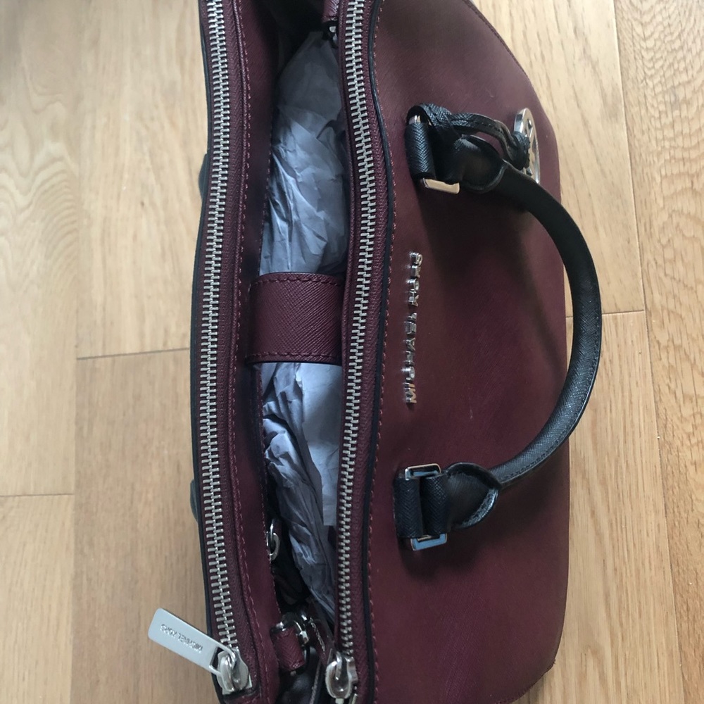 Michael Kors Sutton colorblock satchel burgundy gray - Picture 3 of 7